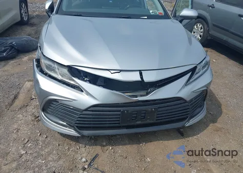 2021 Toyota Camry Le из США, поврежденный, VIN 4T1C11AK8MU517847